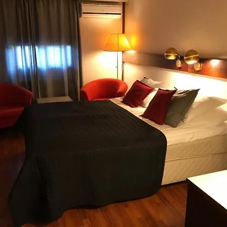 Carneval Hotel 3*